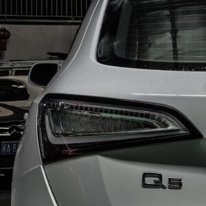 Audi Q5 SQ5 Clear Tail Lights